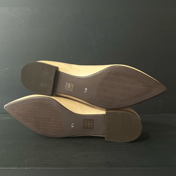 Marc Joseph New York Bianca Pointed Toe Flats, Size 6.5, Leather, Beige - Picture 9 of 9